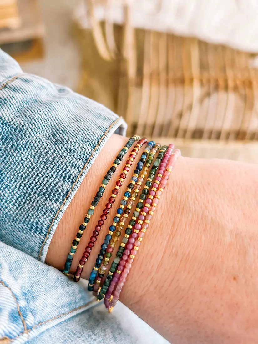 Mini – DIY armbandje met halfedelsteentjes