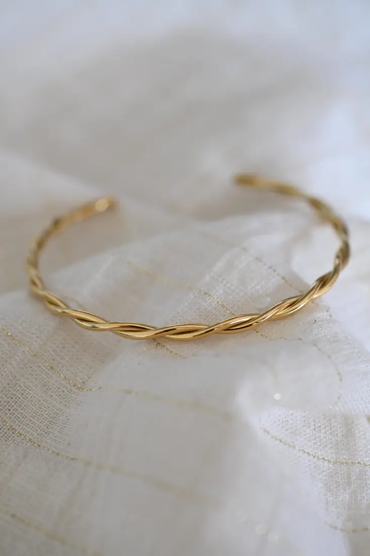 Open stainless steel armband